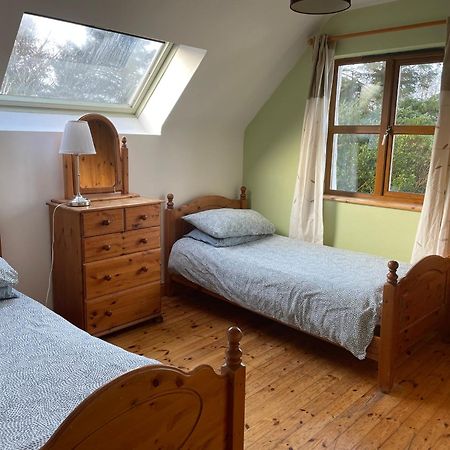 Letterfrack Mountain Farm Cottage On Farm In Village Centre Bagian luar foto