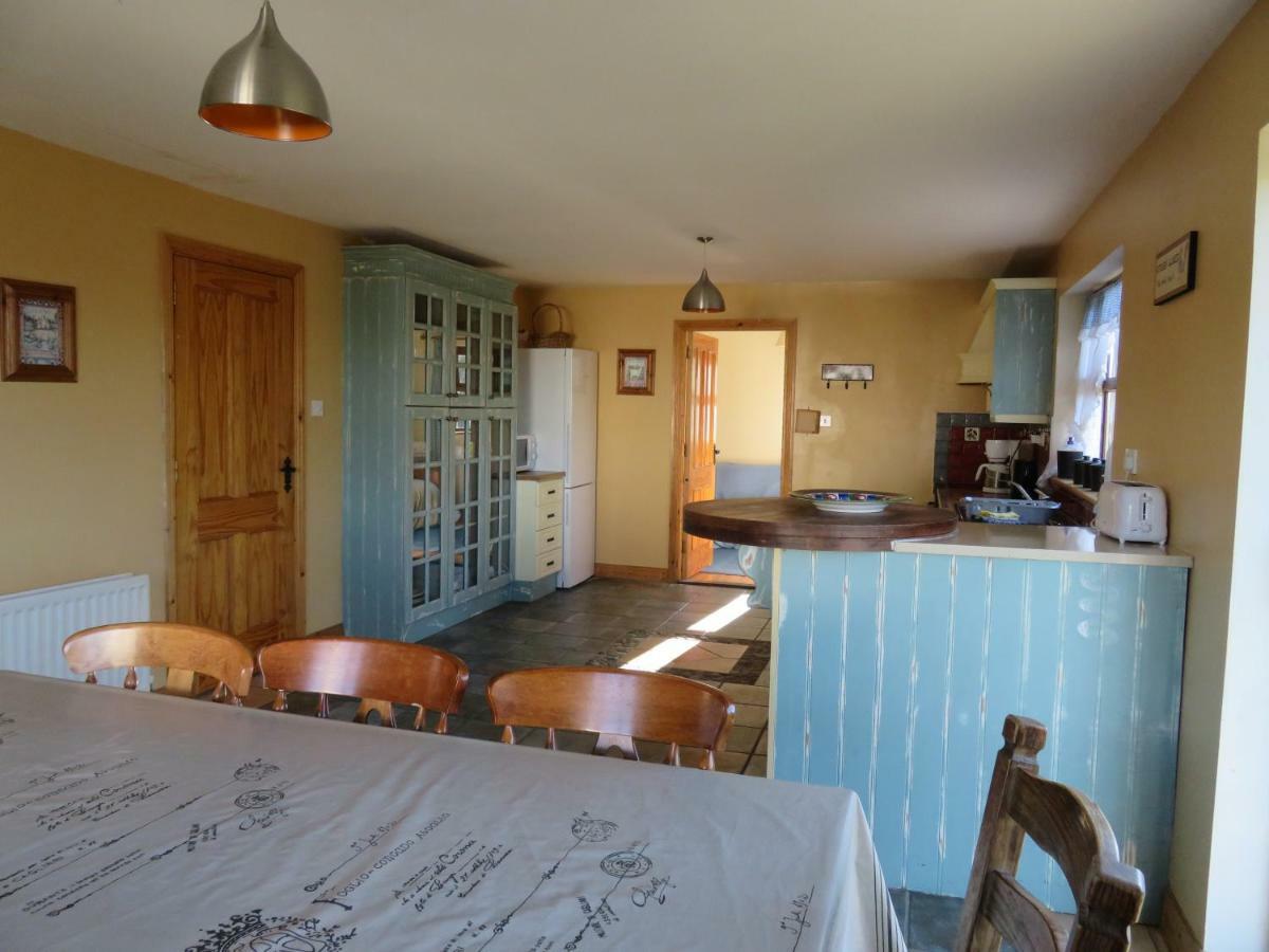 Letterfrack Mountain Farm Cottage On Farm In Village Centre Bagian luar foto